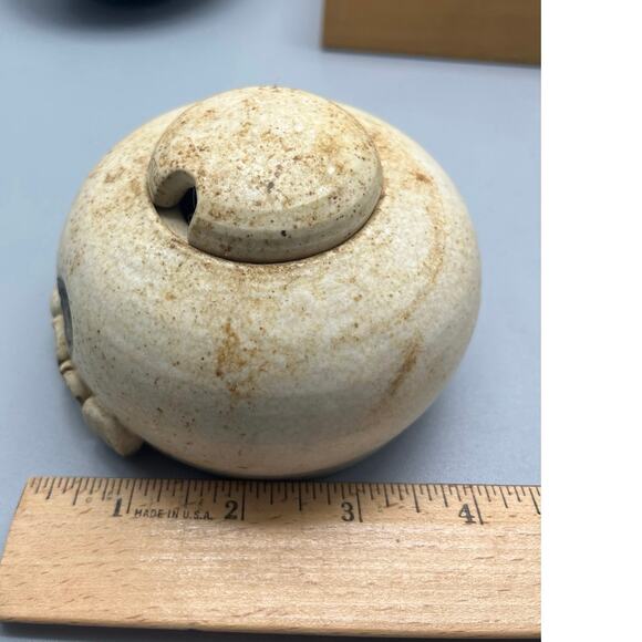 Vtg signed Pottery Skull Ceramic Honey pot Trinket Box Lid Dark Academia Vessel - Picture 6 of 9